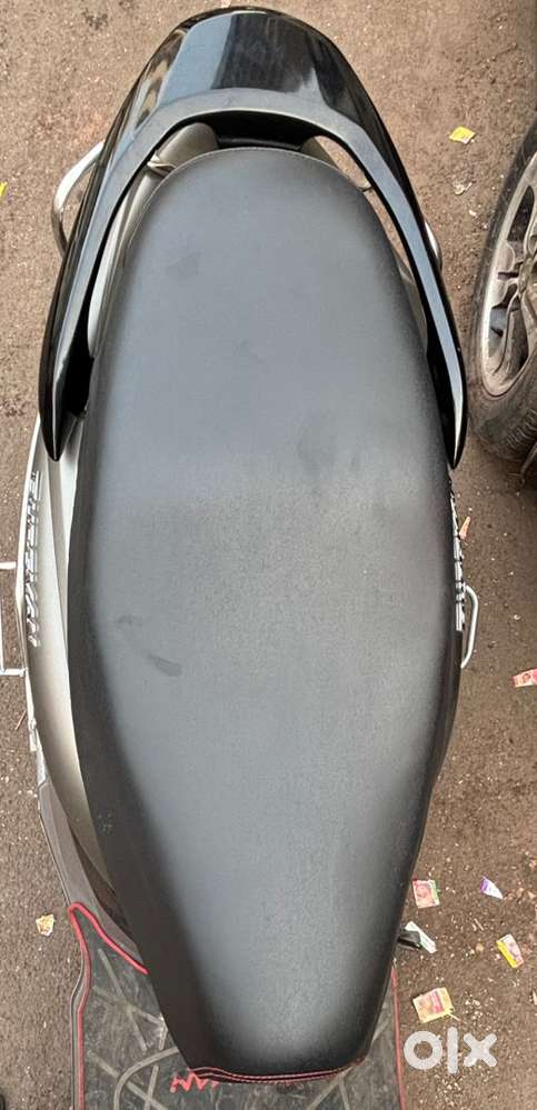 Suzuki Burgaman Seat