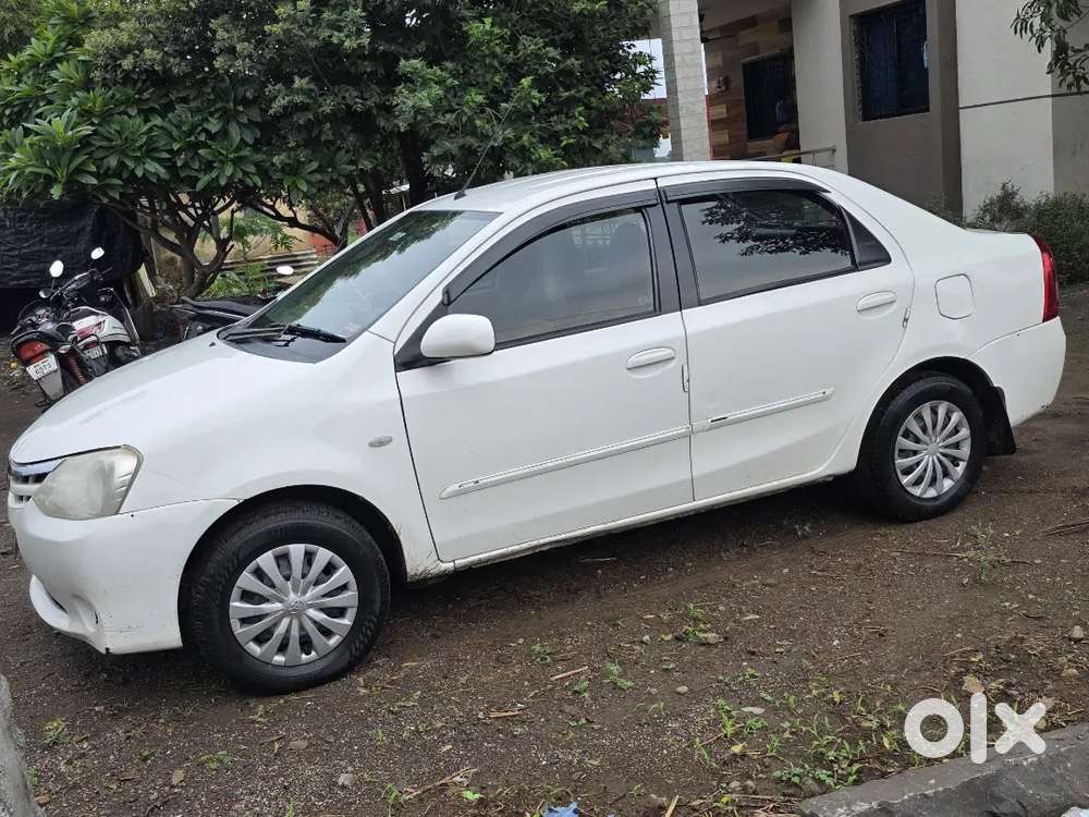 Toyota Etios 2012 Diesel 165000 Km Driven