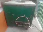 GAS Tandoor ok condition h chapati capacity 1time me 60 h