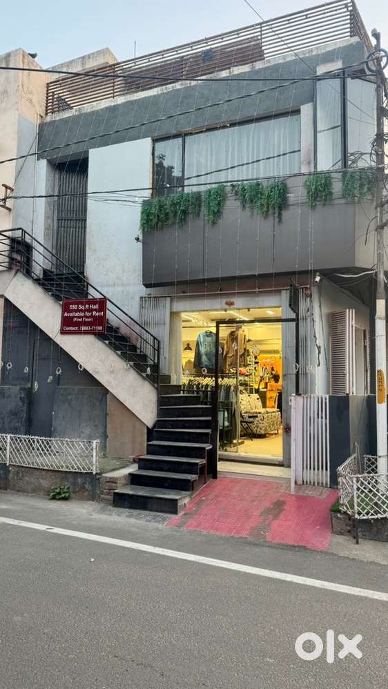 550 Sq.ft Hall for Rent – First Floor (Model Town)