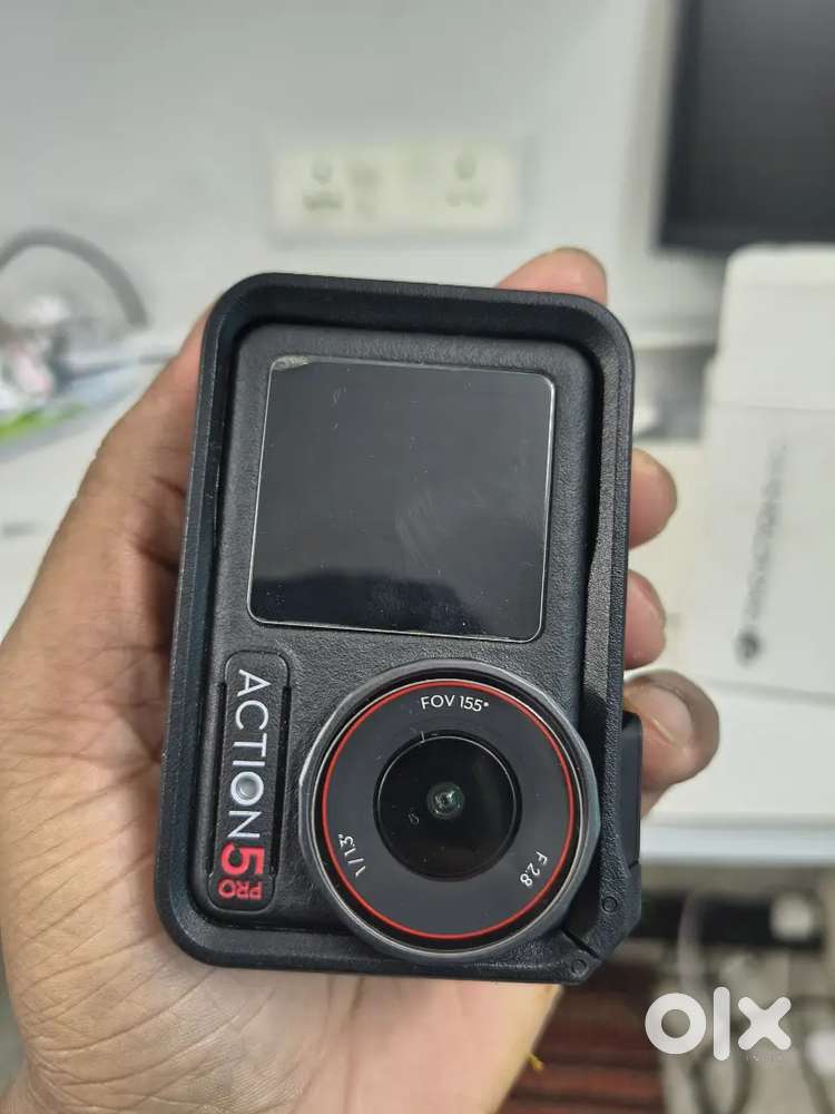 DJI Osmo Action 5 Pro Combo pack,1.5 M used,international warranty