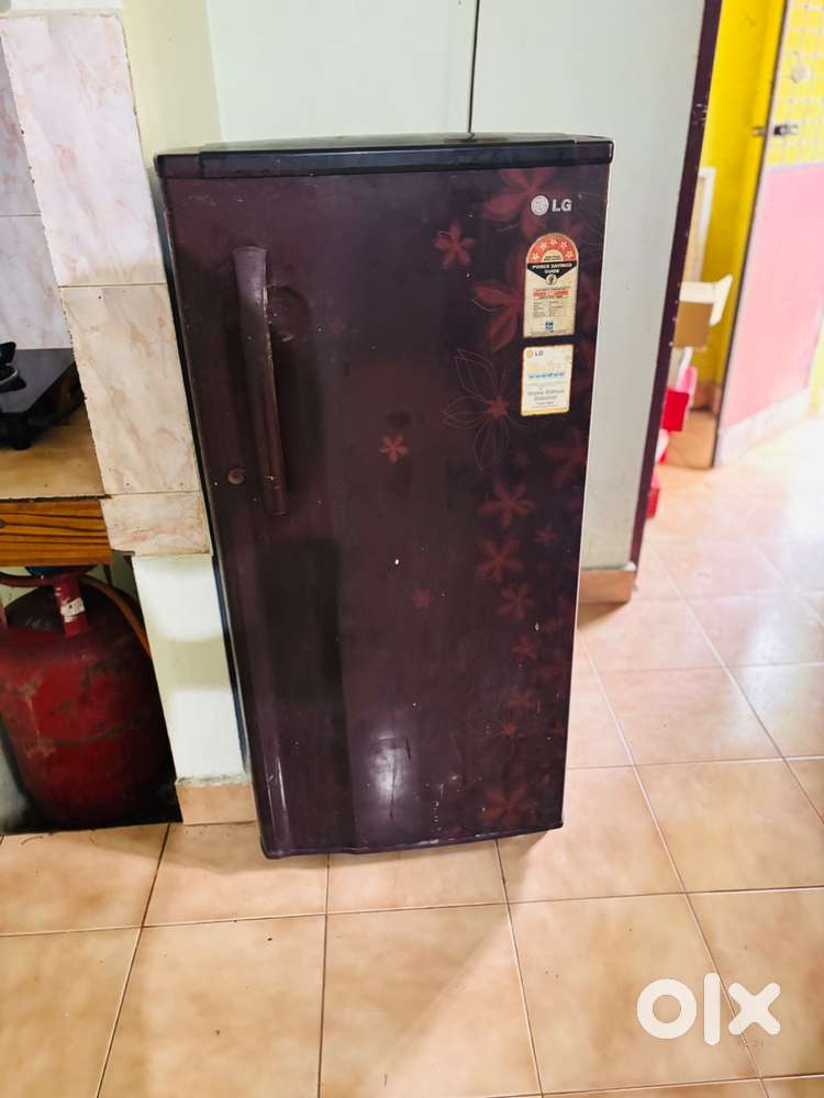 LG second hand fridge for sale and mixer grinder