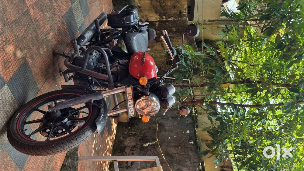 For Sale: 2019 Royal Enfield Thunderbird 350X.