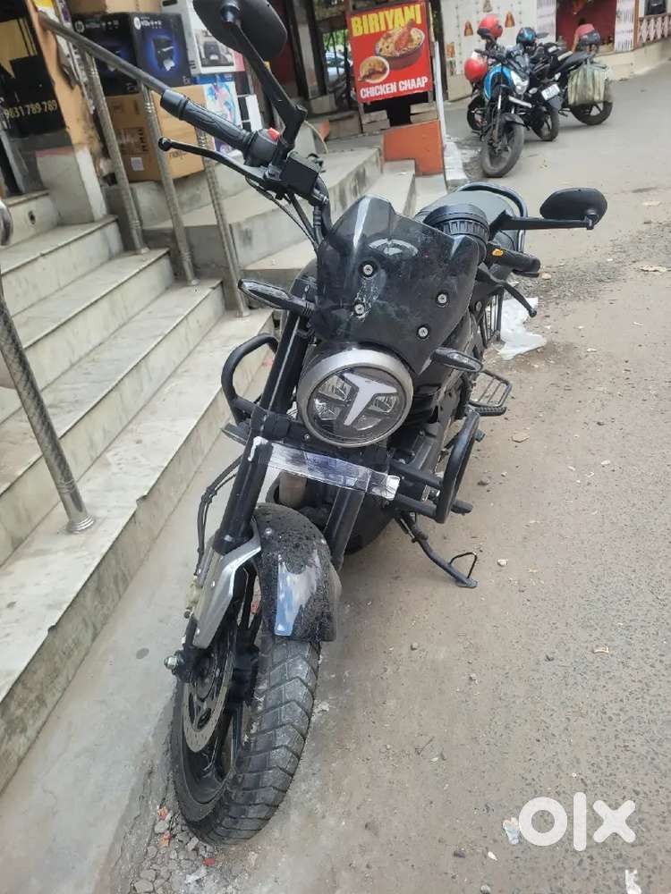 Hey this is my new TVS ronin. Only 6 month old