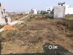 Urgently selling plot insingle gated colony Gayatri garden