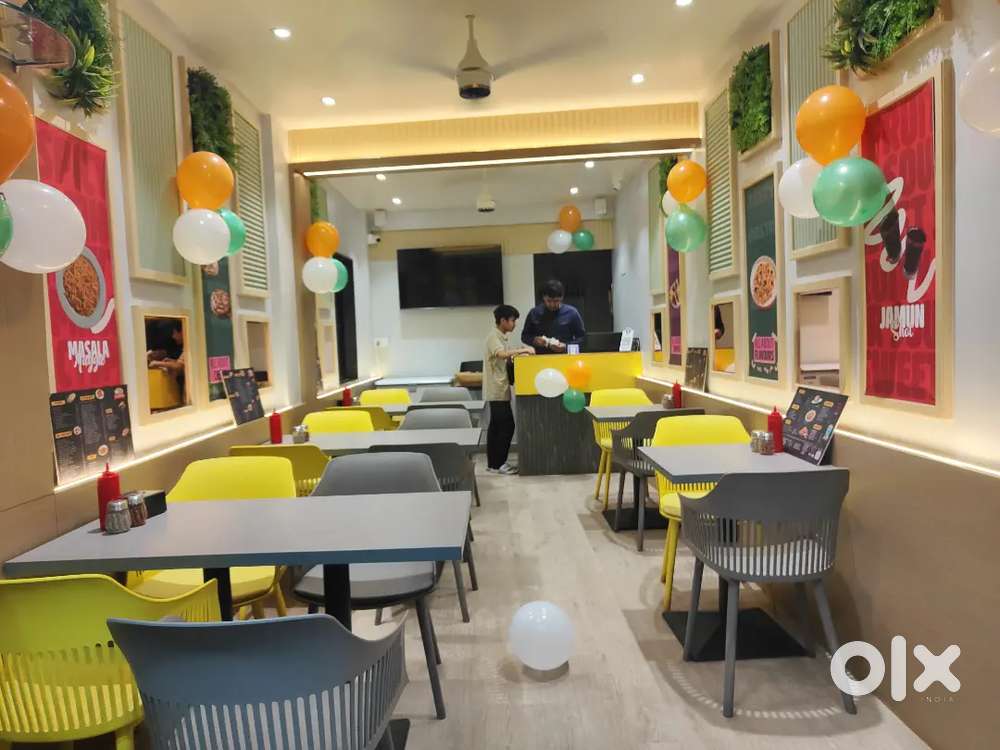 Looking for chef, helper in cafe