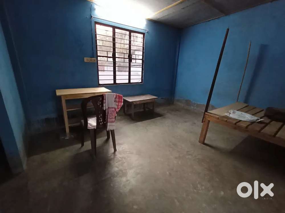 Single Room available at Hengrabari,