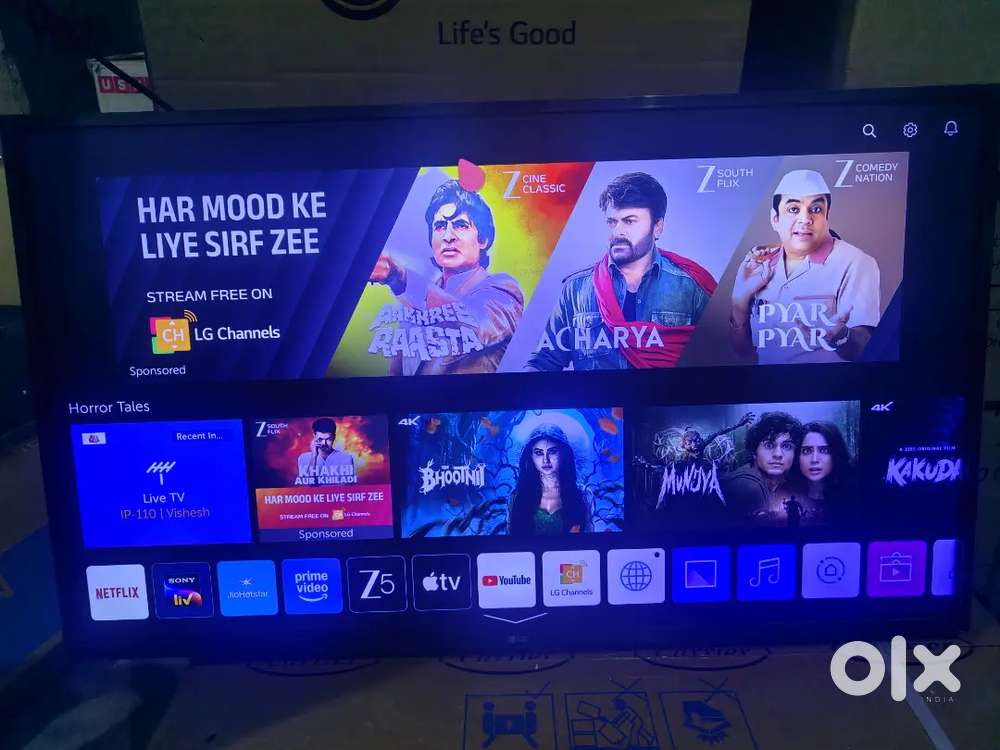 LG 43inch UHD Smart TV with Magic Remote