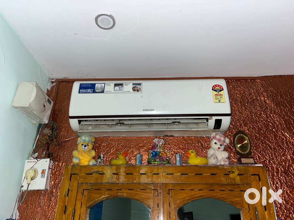 Samsung good condition air conditioner