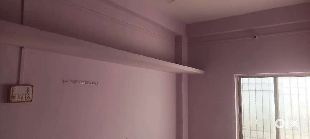 1bhk flat for 4000 rent at vijaynagar,karad patan road