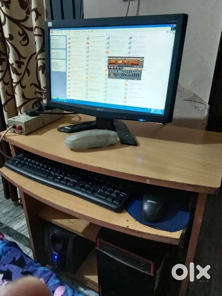 Computer with table