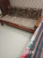Selling three seater sofa in good condition at 6000