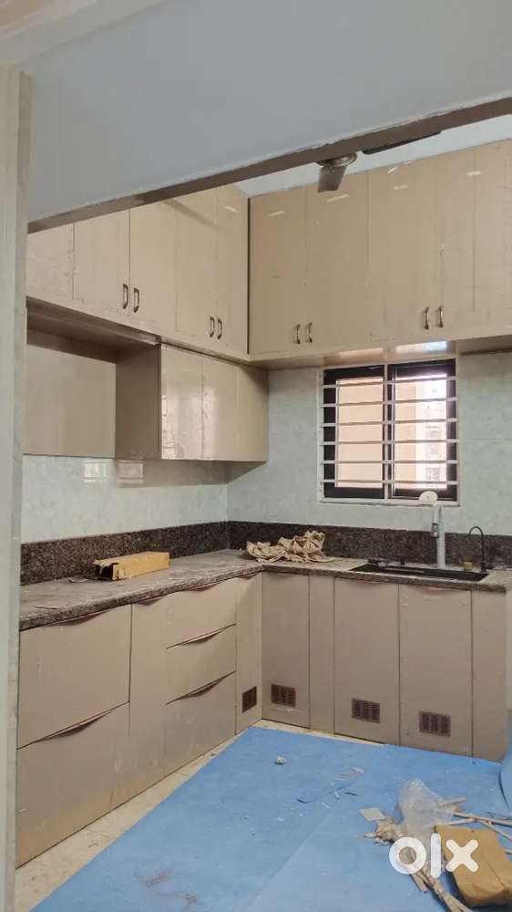 New Deluxe Flat 3BHK 1500 Sft. Semi Furnished For Rent Mehndipatnam.