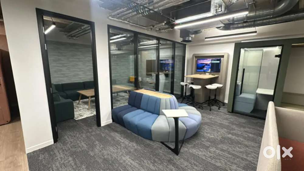 Wanted male/female showroom staffs inside mall with food and stay