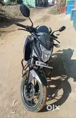Selling Honda CB Hornet 160R