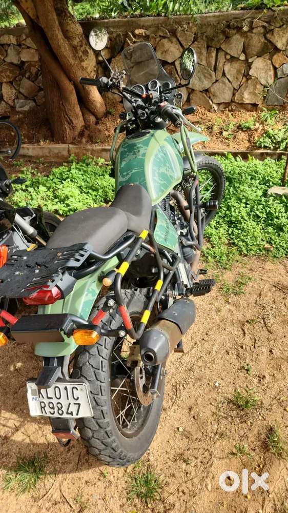 Himalayan with touring accessories to sell single owner only 25000 Kms