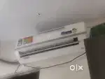 Lloyd AC inverter