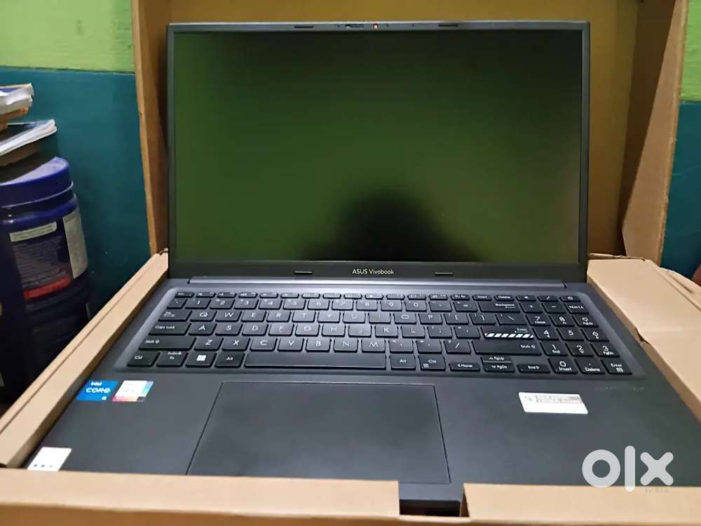 Asus vivobook 15(16Gb ram)