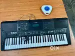 Yamaha piano psr-E463