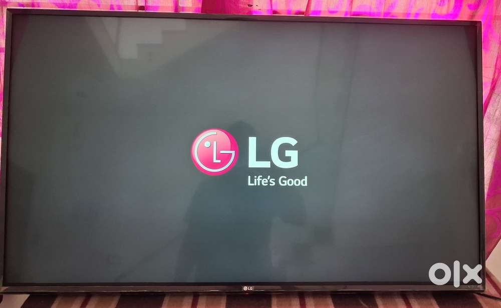 LG 49 inch Android tv for sale( 3000rs worth wallmount stand free)