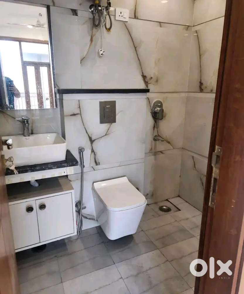 Ready to move in 2bhk flat