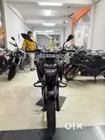 TVS APACHE 160 4v Racing Black 2023