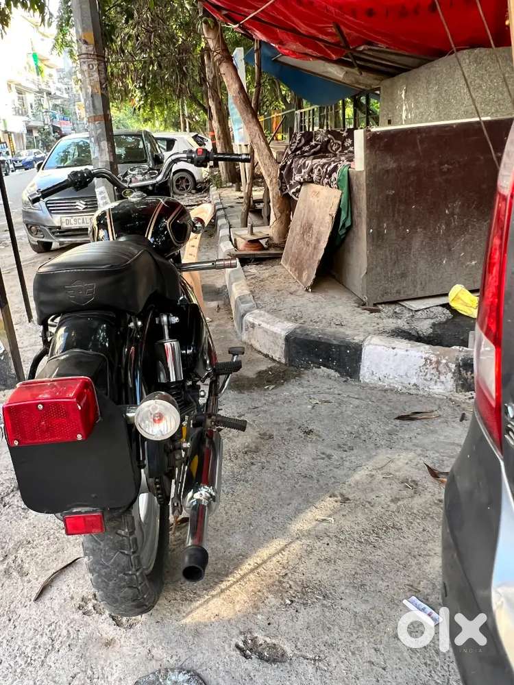 Brand new condition standard bullet 350cc