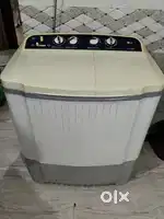 LG 7.5 kg semi automatic washing machine