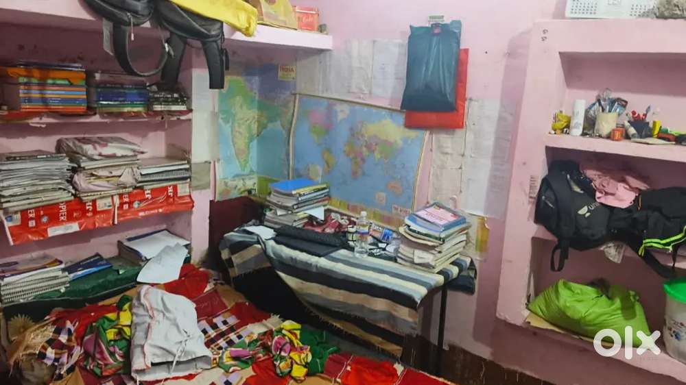 Need room partner with room(i have no room)under age 18to22student ony