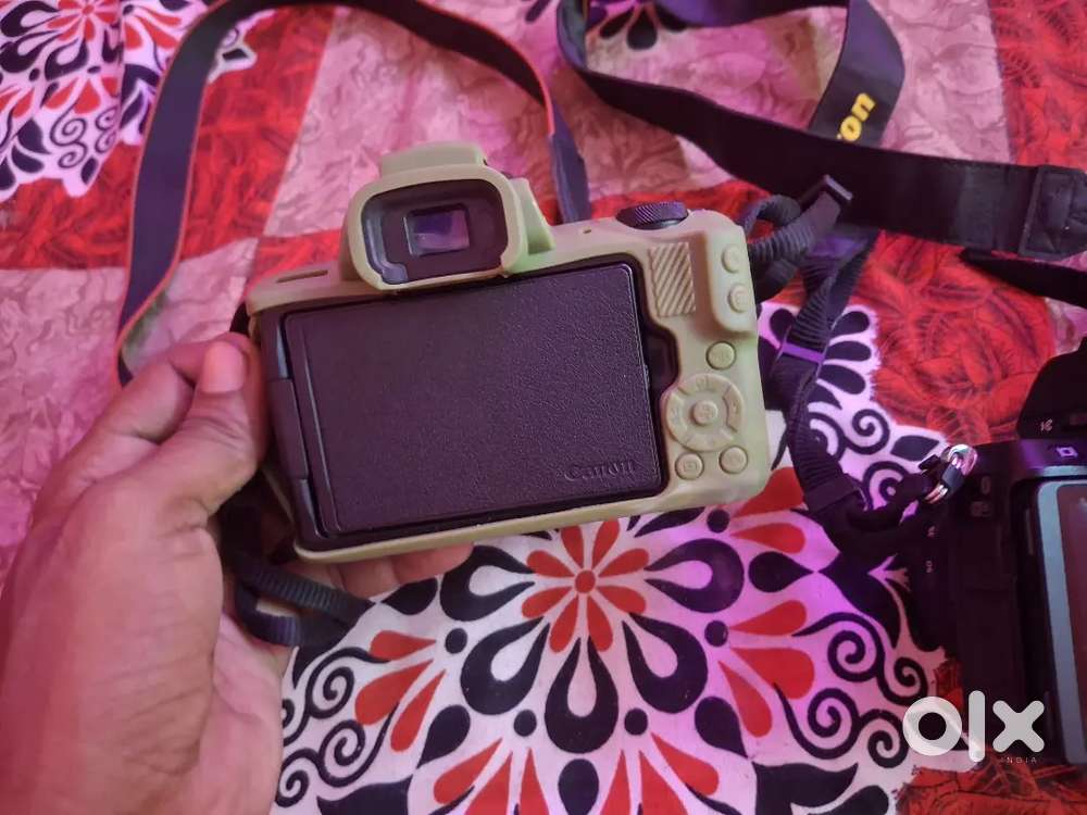 Canon M50!! Good condition