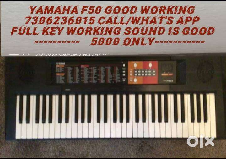 YAMAHA F50 KEYBOARD