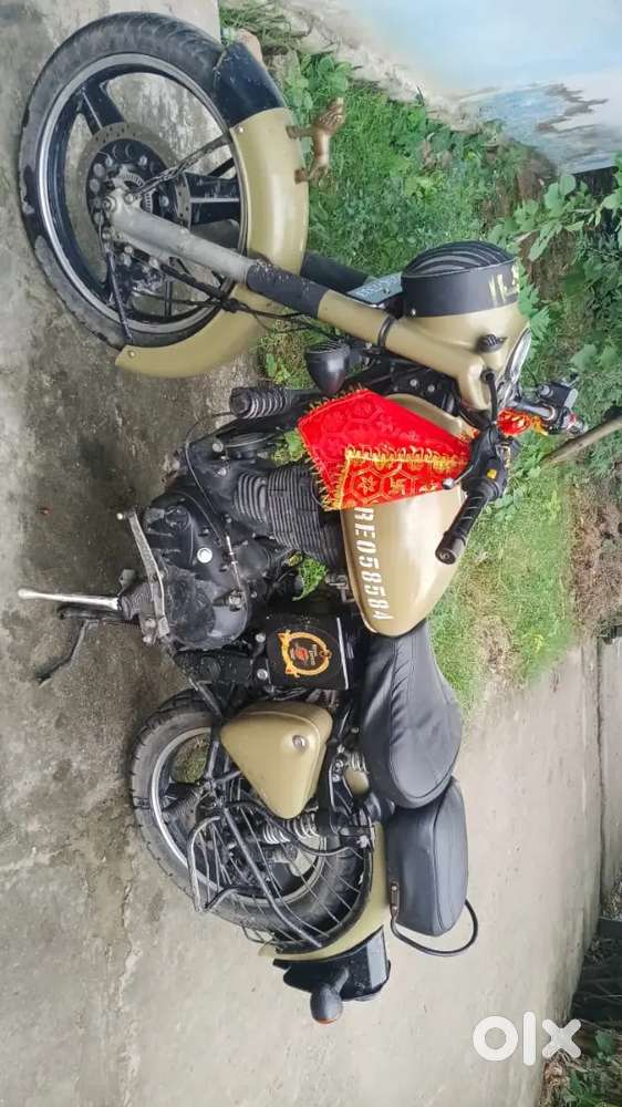 Argent sell first owner full condition bike bullet classic 350 abs