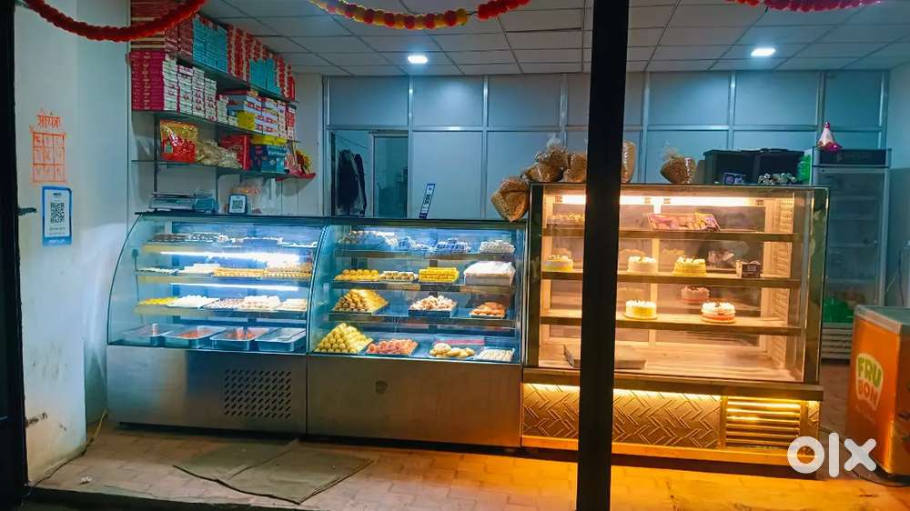 Running shop with Full set up