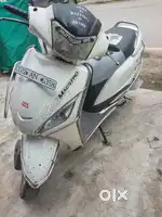 A scooty in good condition