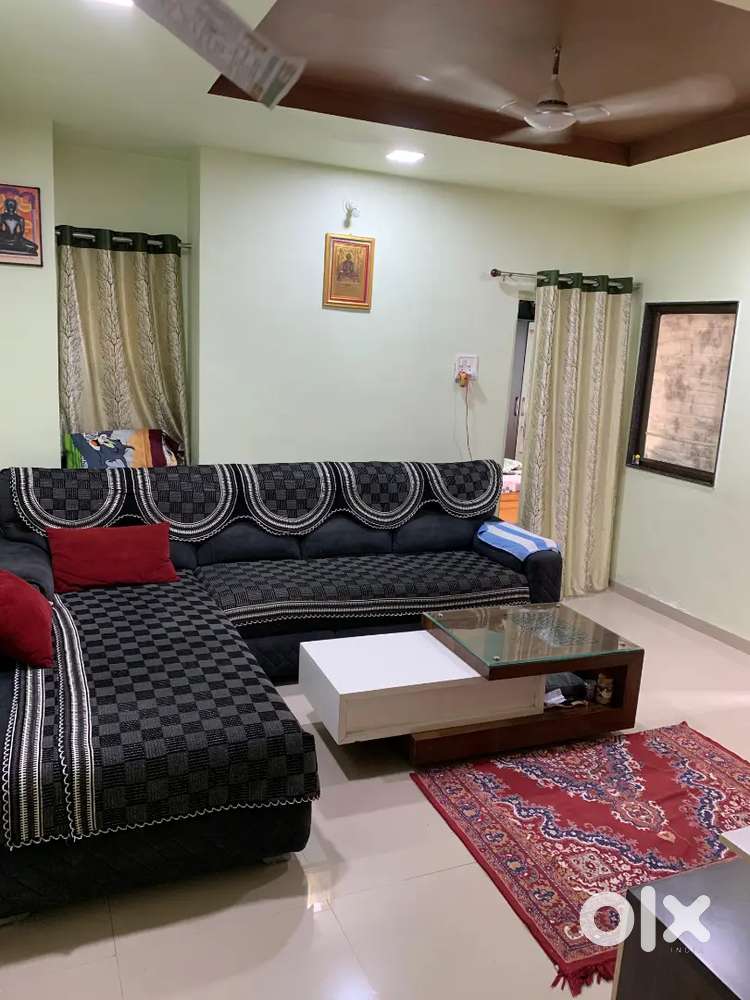 1BHK LUXURIOUS FLAT WITH MODULAR KITCHEN VERY SPACIOUS AND ROAD TOUCH