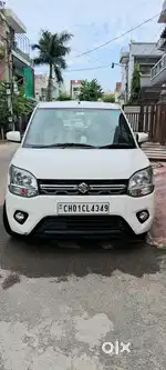 Maruti Suzuki Wagon R ZXI Automatic, 2022, Petrol