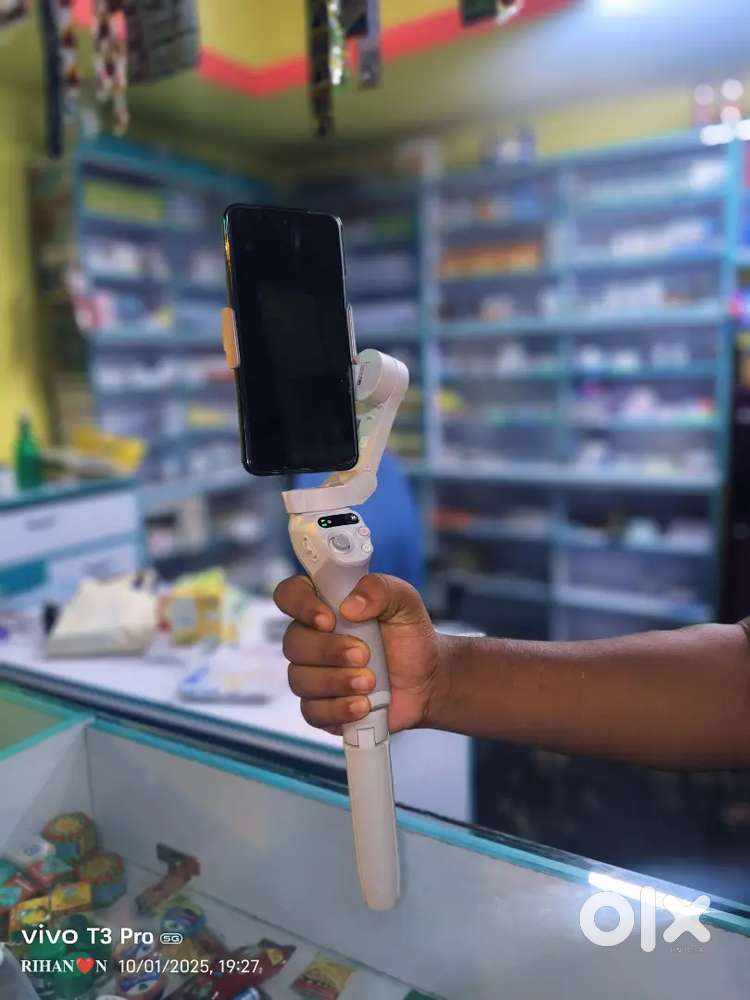 MOBILE GIMBAL DJI OSMO MOBILE SE