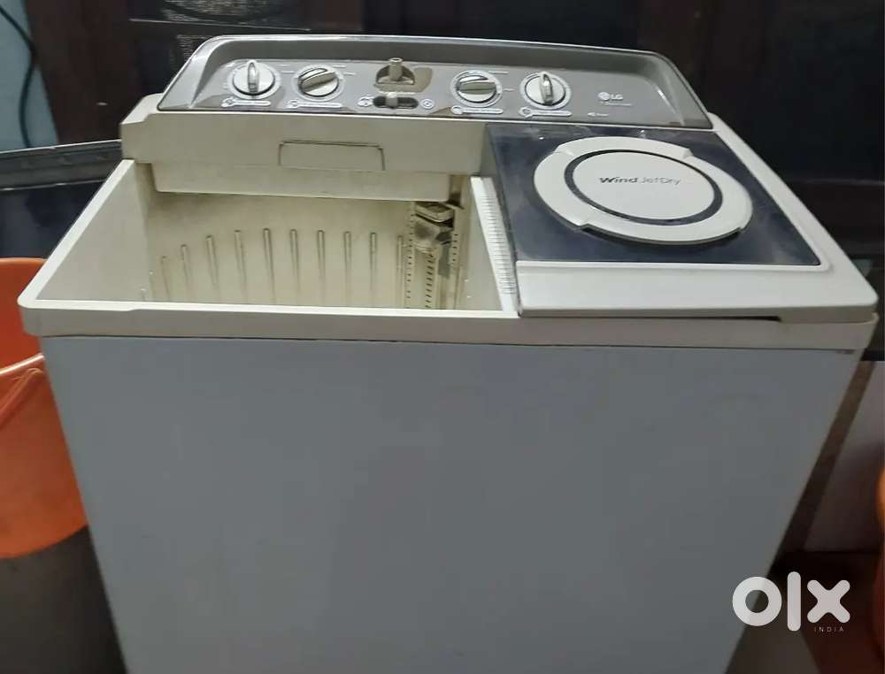 Semi automatic machine