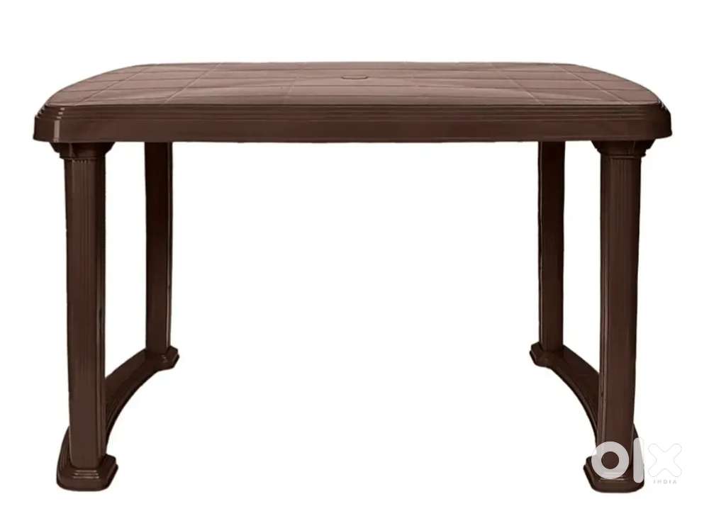 Used Plastic Table