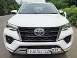 Toyota Fortuner 4X2 MT 2.8 Diesel, 2023, Diesel