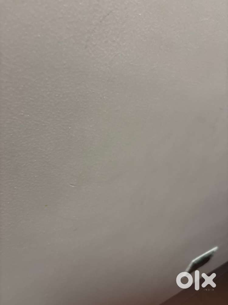 EAST EEST FASING 2 BKH GROUND FLOOR HOUSE WITH SEPARATE ENTERANCE