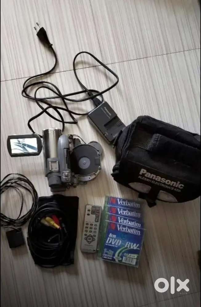 Panasonic DVD HD 1080p Video recording multi format camcorder