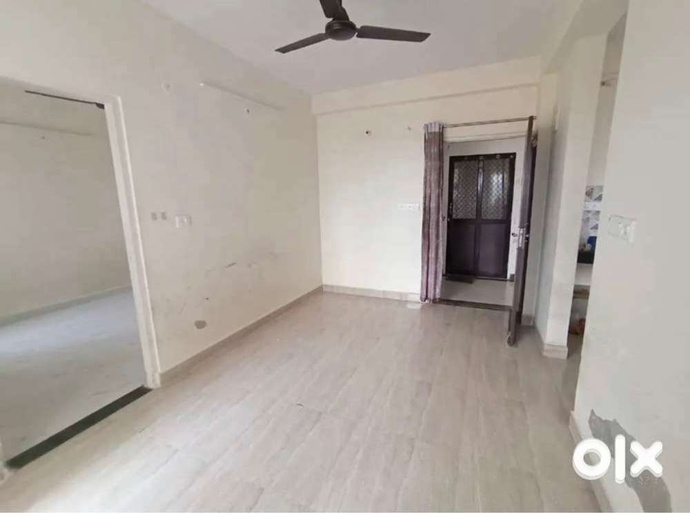 Urgent sell very low price beacuse transfer another city