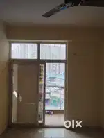 2 Bhk Flat 2 Room Set khali h kitchen bathroom balcony  available