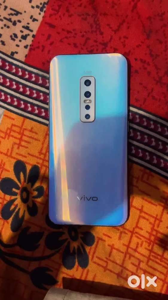 Vivo v17 pro 8 gb 128 ram