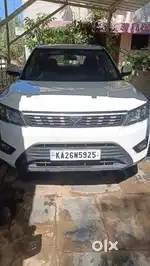 Mahindra XUV300 2023 Petrol Well Maintained