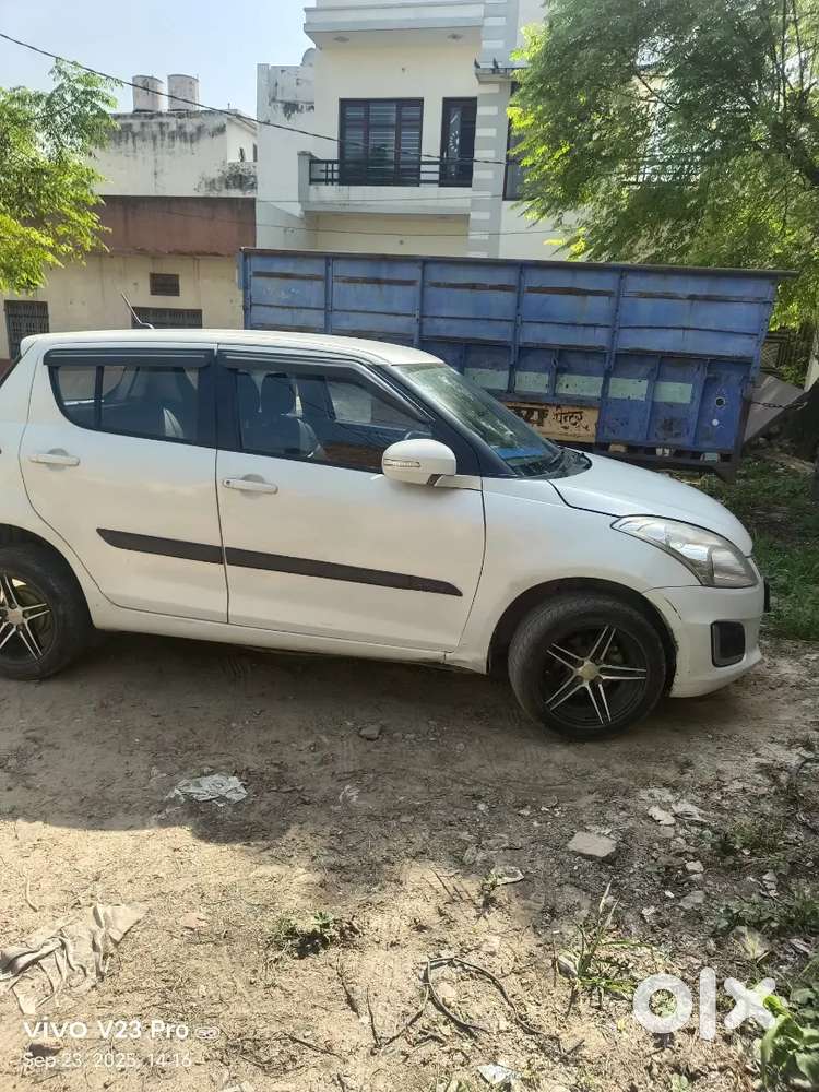 Maruti Suzuki Swift 2016 Petrol 100000 Km Driven