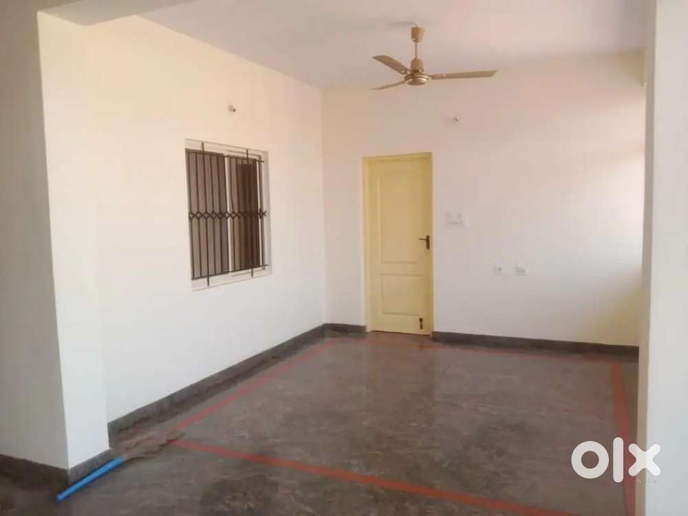 3 bhk flat available in kurji. Near pnm mall