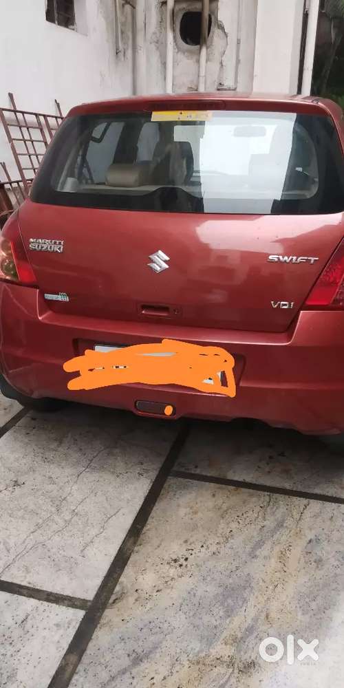 Maruti Suzuki Swift 2010 Diesel 70000 Km Driven