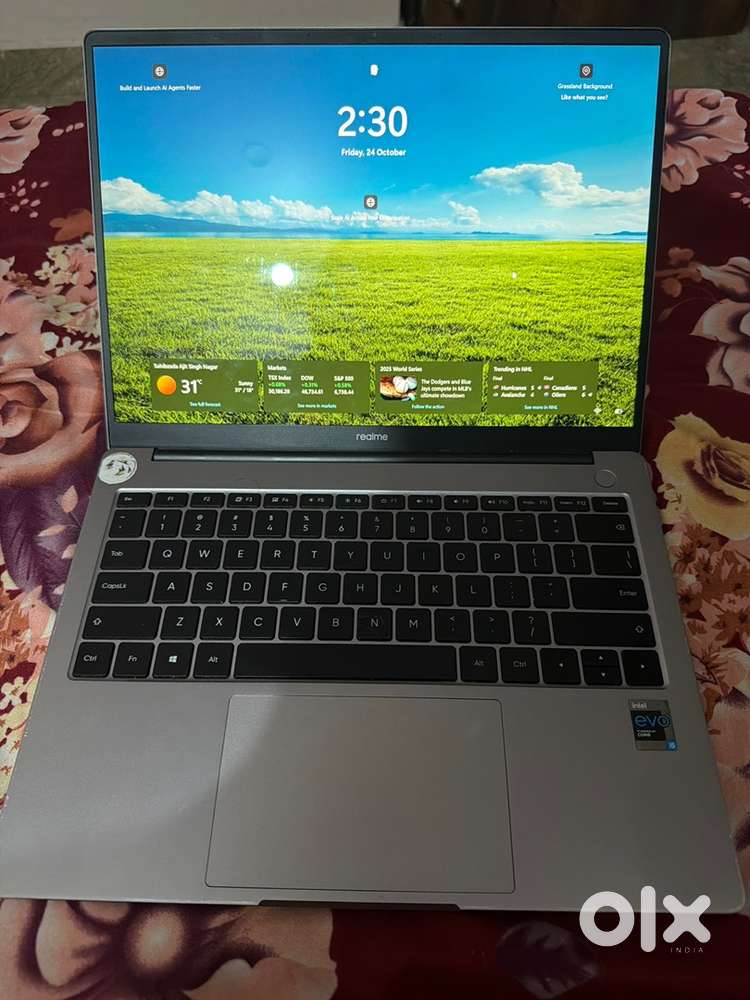 Realme slim laptop i5 11gen